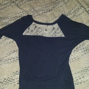 3 quarter inch sleeve shirt